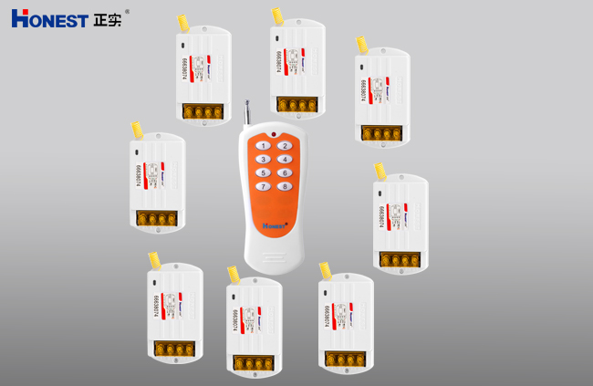 八路分體數(shù)碼無(wú)線(xiàn)遙控開(kāi)關(guān)  HT-6808F